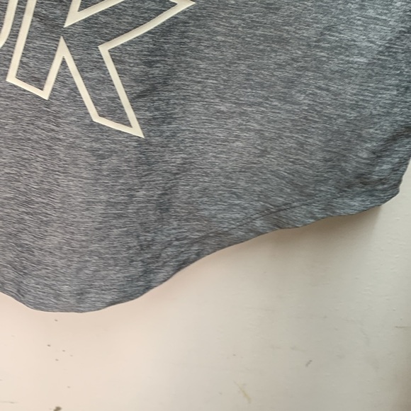 Reebok Women's Running T-Shirt Performance Short Sleeve Workout Top, Size 1X - Picture 6 of 8